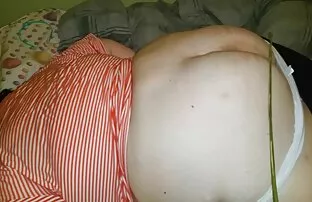 XXX یک دختر لوکس لاتکس ، آن مرد را گره زد و او را با استراپون در دانلود رایگان فیلم سکس مادر و پسر مقعد پر کرد