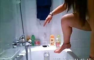 XXX دختر روسی با پسر و خروس بلند خودارضایی می کند و از خانه می کند دانلود عکس سکس سوپر