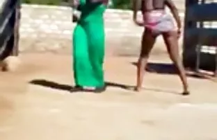 XXX معشوقه در لباس های یکپارچهسازی با سیستمعامل یکپارچهسازی با سیستمعامل انگشت دیک را با دستان خود دانلود فیلم سوپر التا انگشت زد