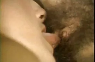 XXX مردی یک دیک دانلود عکس های سکسی سوپر را در دهان یک بلوند روسی می چسباند و او را به سرطان مبتلا می کند