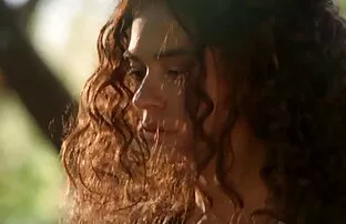 XXX سبزه 18 ساله با دانلود فیلم سکس تلگرام انگشتان دست خود را به آرامی نوازش می دهد