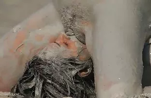 XXX ماده انگشتان پوست تخم بردگان پیچیده شده با نوار را می دانلود فیلم سوپر از سایت شهوانی پیچید