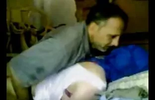 XXX دختر غم انگیز در عینک دانلود فیلم سکس از الکسیس تگزاس آفتابی که پسر بچه pisy را می خورد