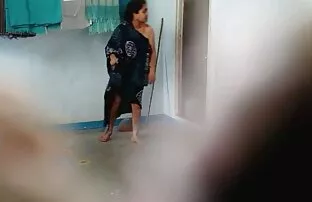 XXX بچه ها ملاقات های زیبا را به دیوار گره زدند و لعنتی دانلود فیلم سکس با مادربزرگ آنها را لعنتی کردند