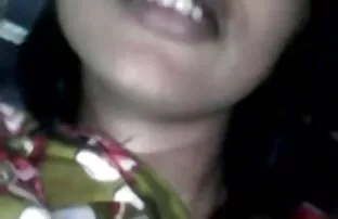 XXX خواهران دوقلوی دارای سه کیرتوکس کارتونی نفر با یک مرد هستند