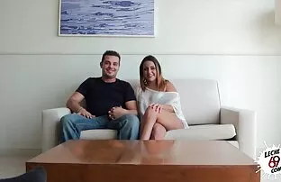 XXX زیبایی ها بر روی ظرافت روی دانلود عکس سکسی اچ دی میز افراط می کنند.