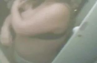 XXX پدربزرگ مستاجر فیلم سگسی بدون فیلتر جوانی دارد.